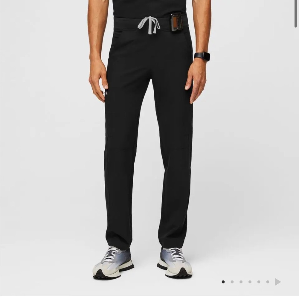 Figs Mens Axim Cargo Scrub Pants